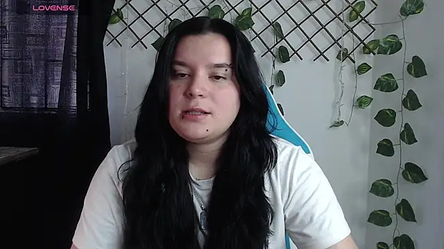 Snapshot of Nika_1_ chatting on July 18, 6:27 pm Nika 1 online show from July 18, 6:27 pm