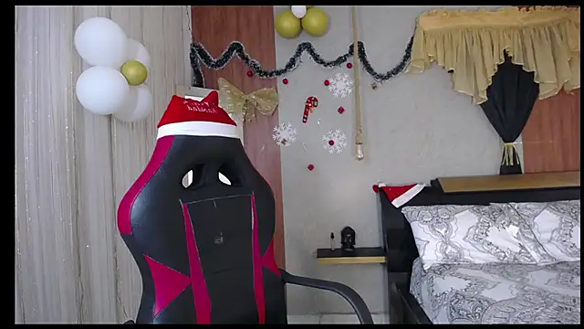 hera divine online show from December 19, 8:55 pm