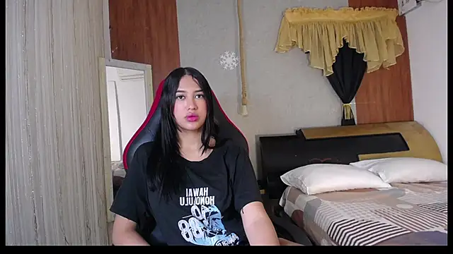 hera divine online show from February 5, 9:32 pm