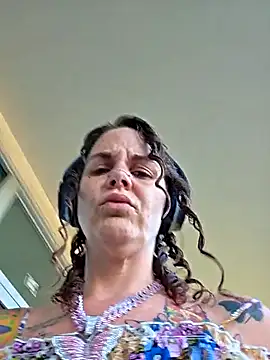 Snapshot of thatonespicychick chatting on September 27, 2:23 pm thatonespicychick online show from September 27, 2:23 pm