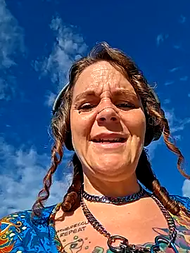 Snapshot of thatonespicychick chatting on September 21, 2:22 pm thatonespicychick online show from September 21, 2:22 pm