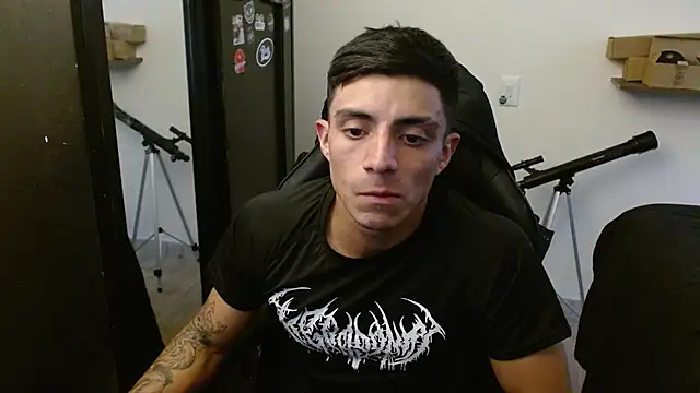 kv   xxx  online show from April 17, 8:44 pm