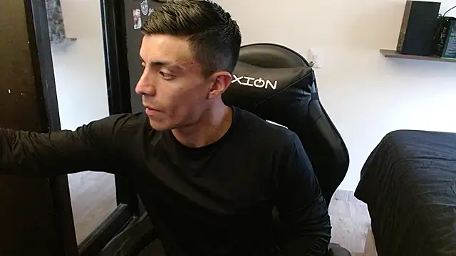 kv   xxx  online show from March 13, 6:24 pm