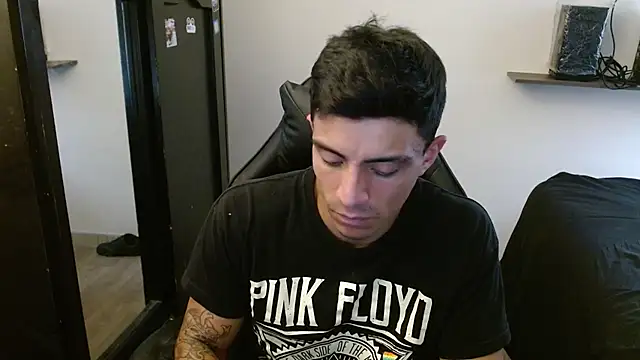 kv   xxx  online show from February 19, 5:43 pm