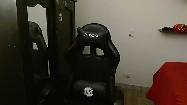 kv   xxx  online show from November 30, 10:21 pm