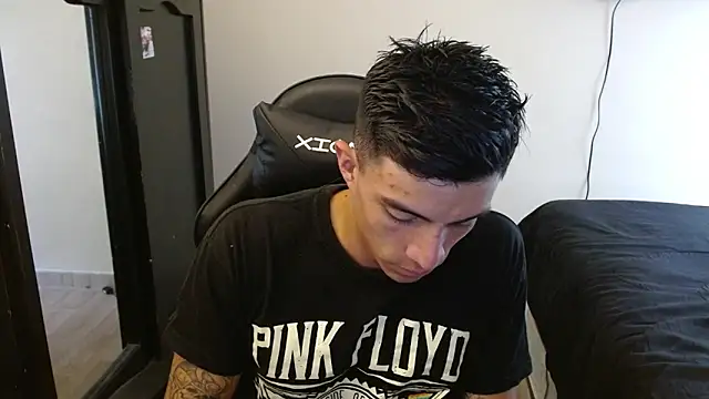 kv   xxx  online show from November 4, 6:33 pm