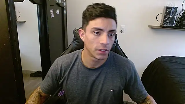 kv   xxx  online show from February 18, 4:47 pm