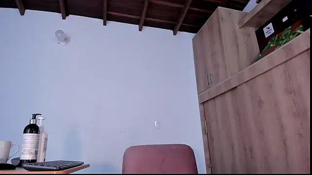 medussa13  online show from December 19, 12:40 pm