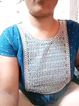 Snapshot of sneha_telugu_girl chatting on March 21, 1:56 pm sneha telugu girl online show from March 21, 1:56 pm