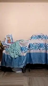 Snapshot of sneha_telugu_girl chatting on February 3, 9:08 am sneha telugu girl online show from February 3, 9:08 am