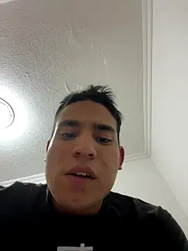 Snapshot of stiven-p23 chatting on October 22, 3:17 am stiven-p23 online show from October 22, 3:17 am