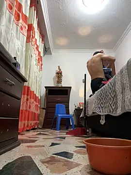 Snapshot of stiven-p23 chatting on November 4, 12:14 am stiven-p23 online show from November 4, 12:14 am