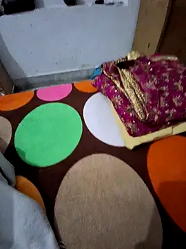 Snapshot of menakshiiikaur chatting on December 2, 1:52 pm menakshiiikaur online show from December 2, 1:52 pm