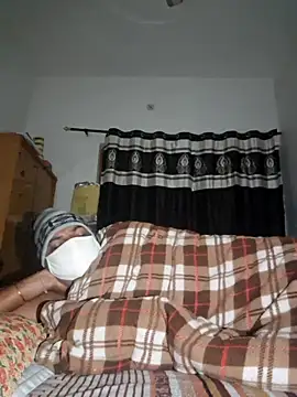 menakshiiikaur online show from February 2, 5:01 pm