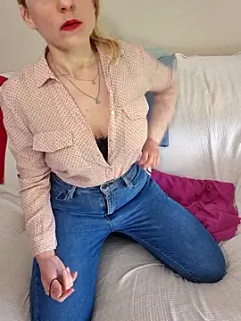 JennyCoquine online show from November 23, 10:14 am