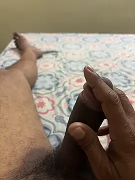 Snapshot of cum4mheaven chatting on October 16, 3:59 am cum4mheaven online show from October 16, 3:59 am