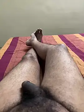 Snapshot of cum4mheaven chatting on December 28, 2:01 am cum4mheaven online show from December 28, 2:01 am