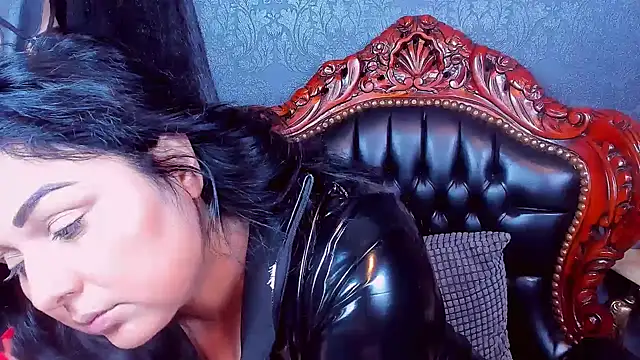 SelenaNoctis online show from April 15, 6:41 am