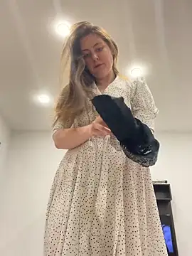 Topvi  online show from December 15, 2:34 pm