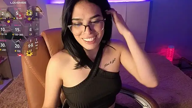 AlessiaVal  online show from September 24, 2:12 pm