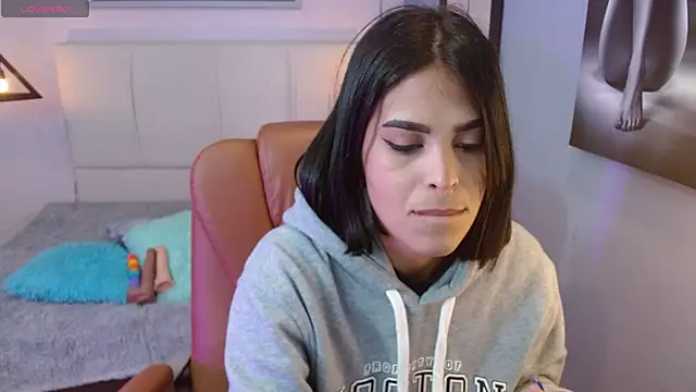 AlessiaVal  online show from March 7, 12:12 pm