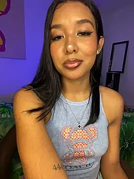 Snapshot of abbyyoungs chatting on February 7, 12:31 am abbyyoungs online show from February 7, 12:31 am
