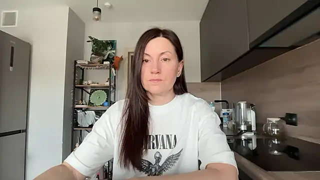 jainesummer online show from April 14, 9:58 am