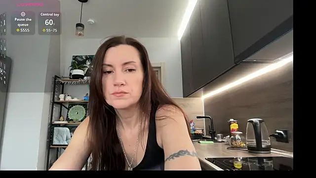 Snapshot of jainesummer chatting on December 2, 9:22 am jainesummer online show from December 2, 9:22 am