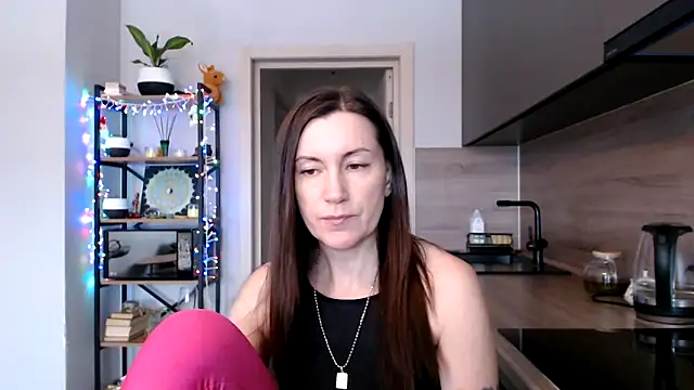 jainesummer online show from February 18, 10:38 am