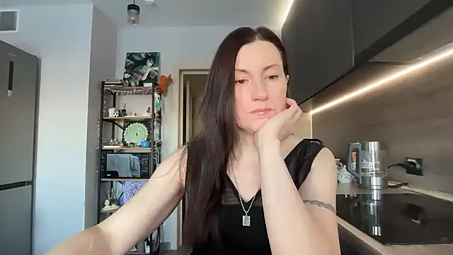 jainesummer online show from February 25, 7:30 am