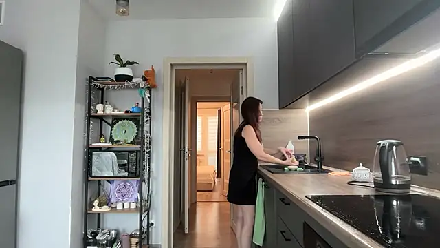 Snapshot of jainesummer chatting on November 11, 7:47 am jainesummer online show from November 11, 7:47 am