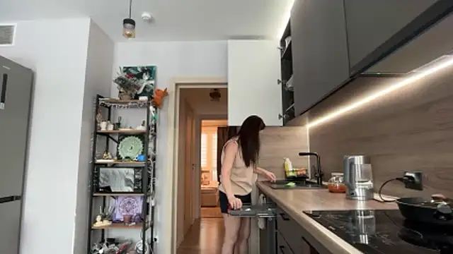 jainesummer online show from February 11, 8:25 am