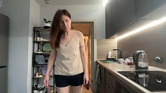 Snapshot of jainesummer chatting on November 13, 8:18 am jainesummer online show from November 13, 8:18 am