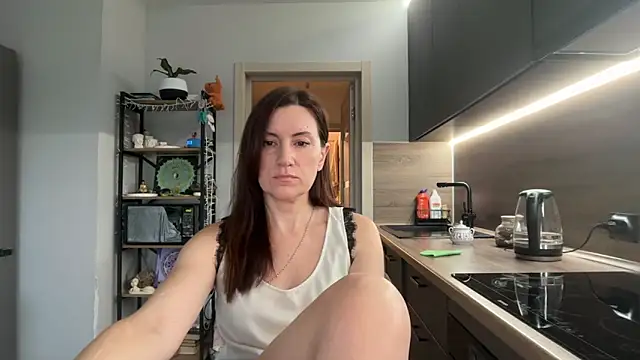 Snapshot of jainesummer chatting on November 5, 7:55 am jainesummer online show from November 5, 7:55 am