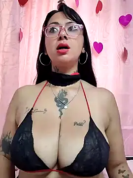 Snapshot of Saloome- chatting on February 20, 5:09 pm Saloome- online show from February 20, 5:09 pm