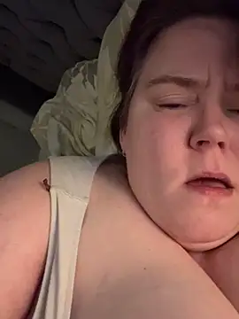 Snapshot of Viola_SassyX chatting on March 6, 3:35 am Viola SassyX online show from March 6, 3:35 am