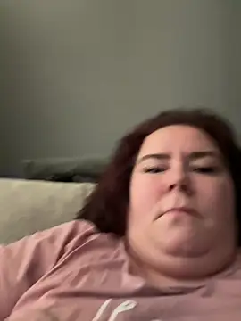 Snapshot of Viola_SassyX chatting on December 5, 7:10 am Viola SassyX online show from December 5, 7:10 am