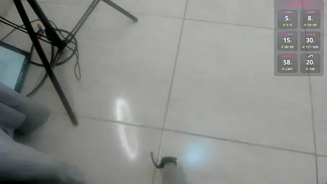 yulianademond66 online show from July 11, 7:14 pm