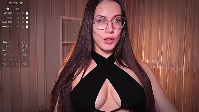 avelyssa online show from February 13, 12:43 pm