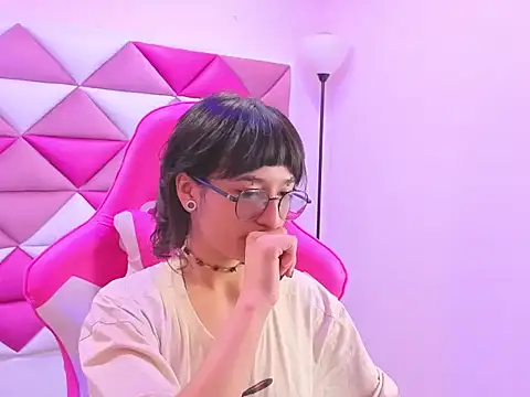 Danny Face online show from November 10, 2:00 pm