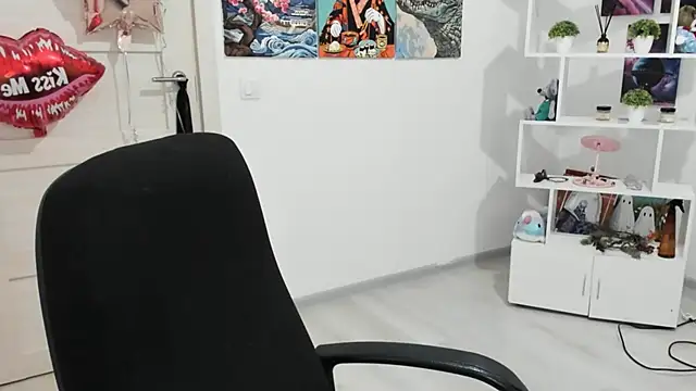 Snapshot of Miram_Yu chatting on October 27, 5:14 pm Miram Yu online show from October 27, 5:14 pm