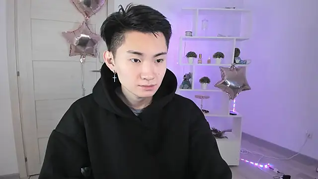 Snapshot of Miram_Yu chatting on December 2, 8:58 am Miram Yu online show from December 2, 8:58 am