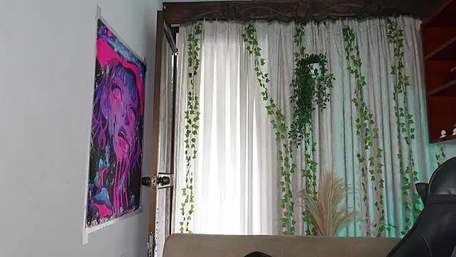 HannaRhodes online show from February 21, 3:47 pm