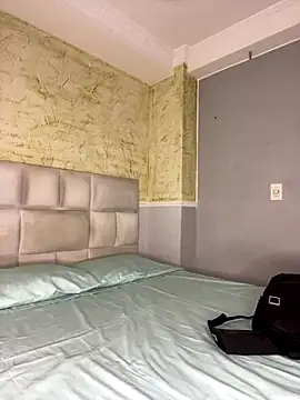 HannaRhodes online show from October 30, 1:53 pm