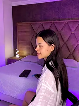 HannaRhodes online show from October 24, 3:11 pm