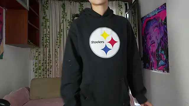 HannaRhodes online show from February 16, 2:16 pm