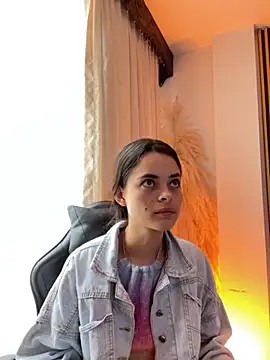HannaRhodes online show from September 19, 1:48 pm