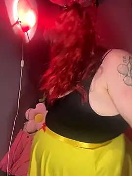 puffpixiee online show from October 10, 6:31 pm