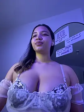 MadelineBenet online show from January 18, 1:42 am