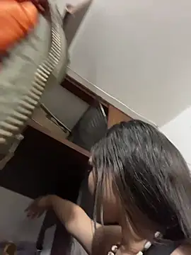 MadelineBenet online show from March 28, 1:50 am